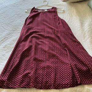 Old Navy darted in back dress